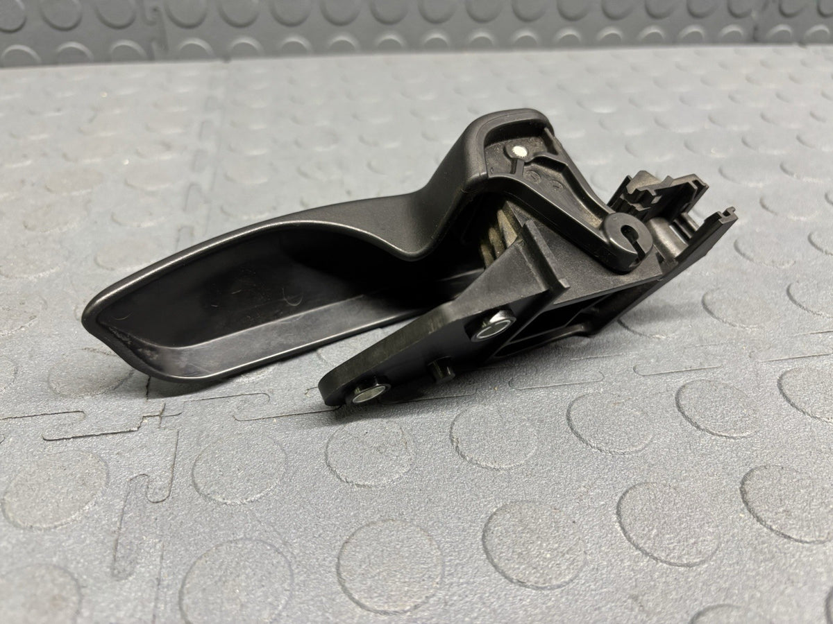 2014-2020 Ram ProMaster 1500 2500 3500 Interior Door Handle Left Front Driver