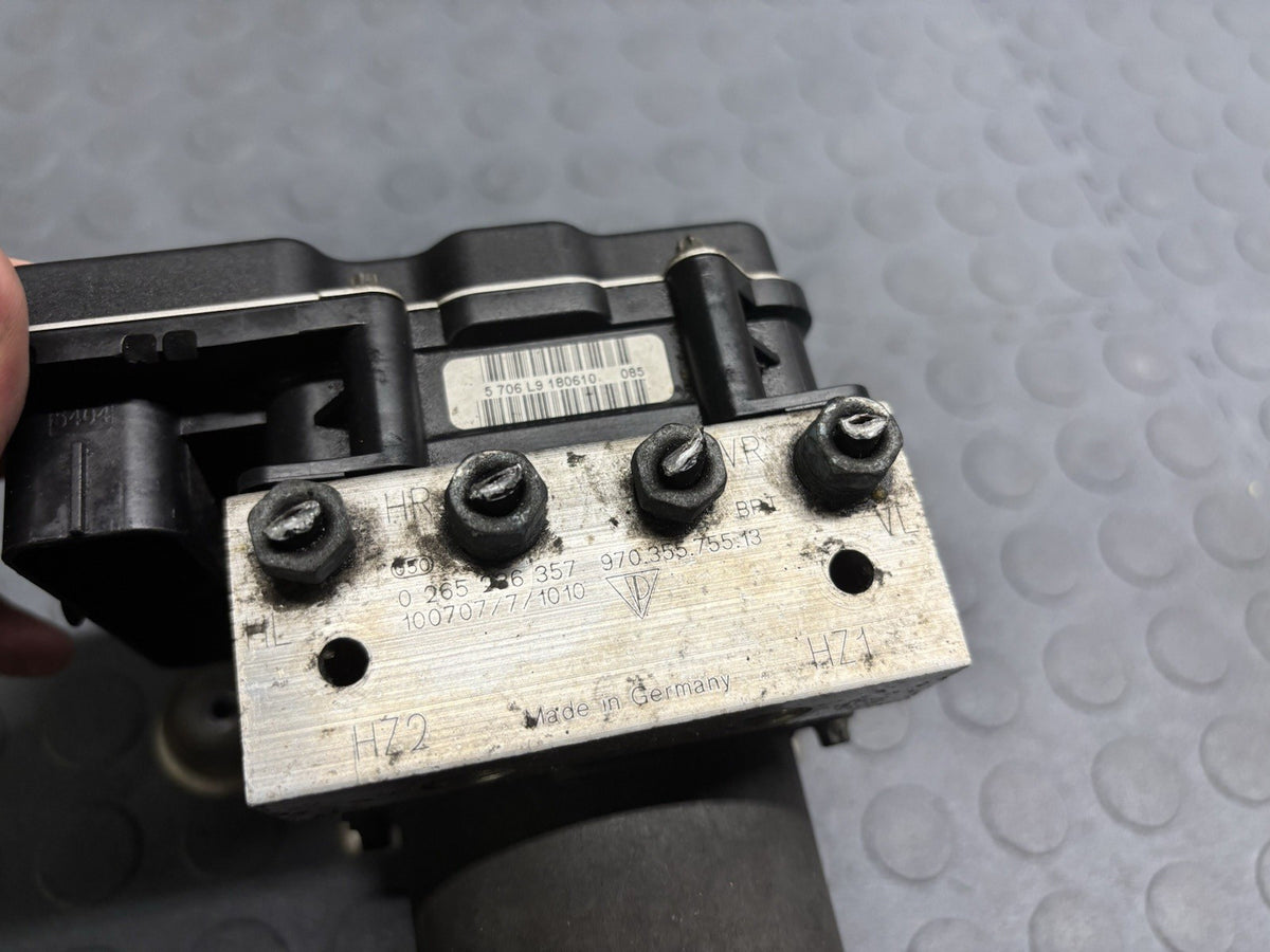 2010 - 2016 PORSCHE PANAMERA ABS ANTI LOCK BRAKE ACTUATOR PUMP OEM