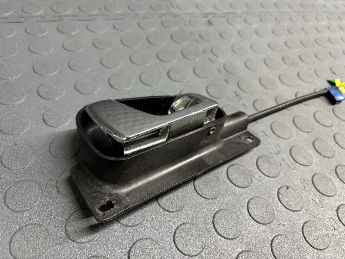 02-05 Ford Thunderbird Right Passenger Side Door Lock Latch Actuator with Handle