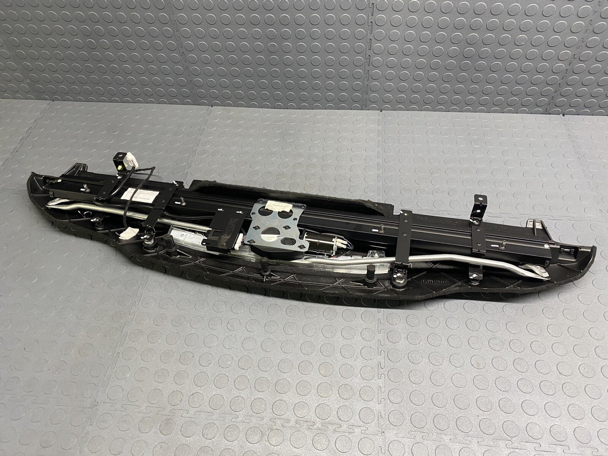 2014-2020 MASERATI QUATTROPORTE REAR WINDOW ROLLER SUNSHADE THIRD BRAKE LIGHT