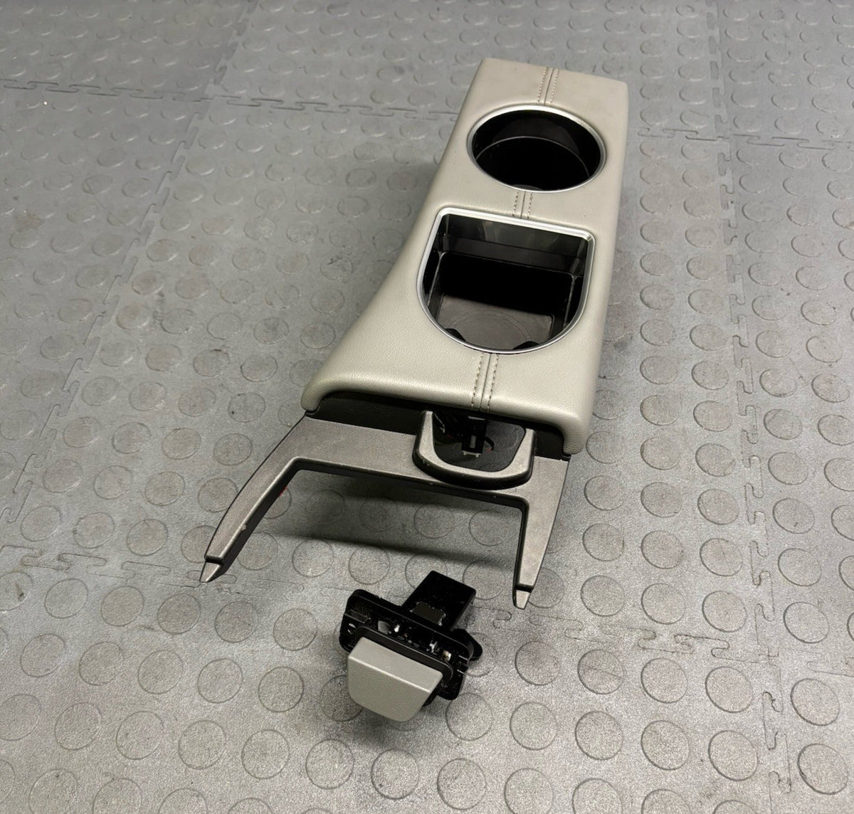 2019-2022 Toyota Avalon Center Console Cup Holder 58831-07060-C0 Gray