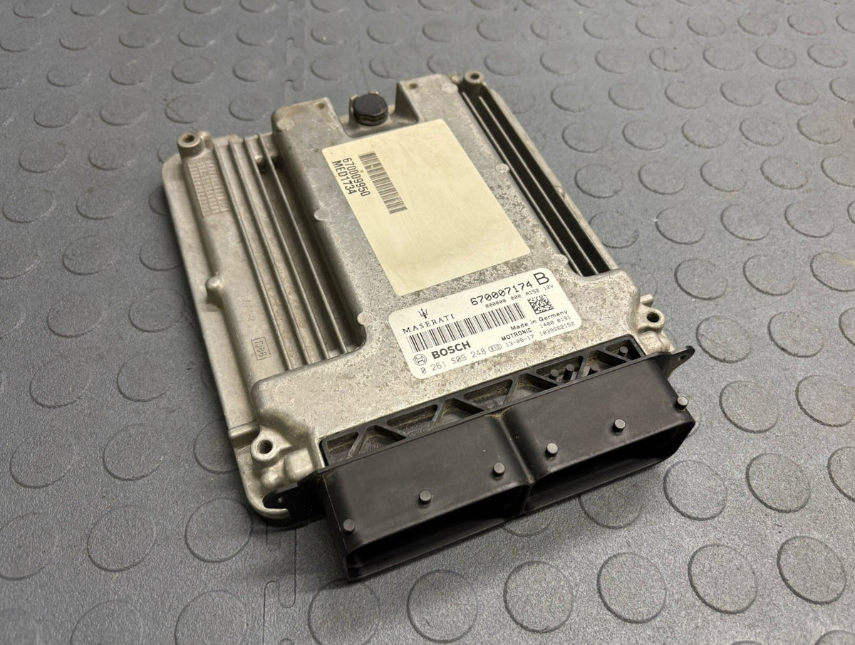 Maserati Ghibli 3.0L Engine Computer Control Module ECU ECM 670007174