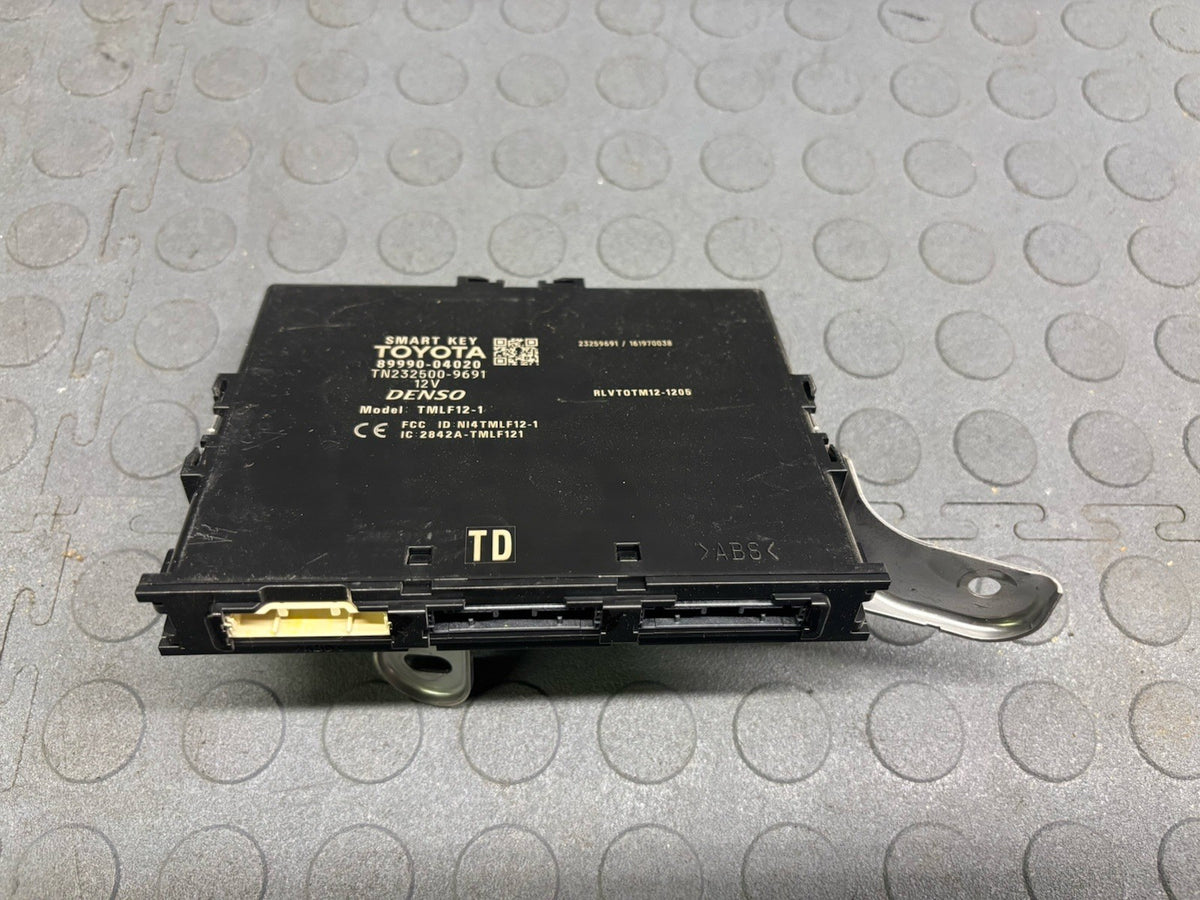 2016-2022 TOYOTA TACOMA THEFT LOCKING IMMOBILIZER SMART KEY CONTROL MODULE OEM