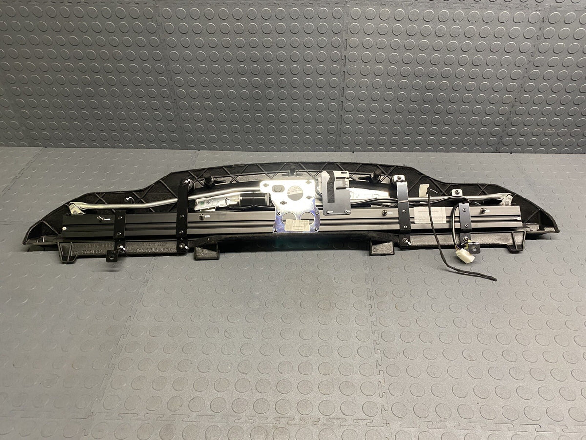2014-2020 MASERATI QUATTROPORTE REAR WINDOW ROLLER SUNSHADE THIRD BRAKE LIGHT