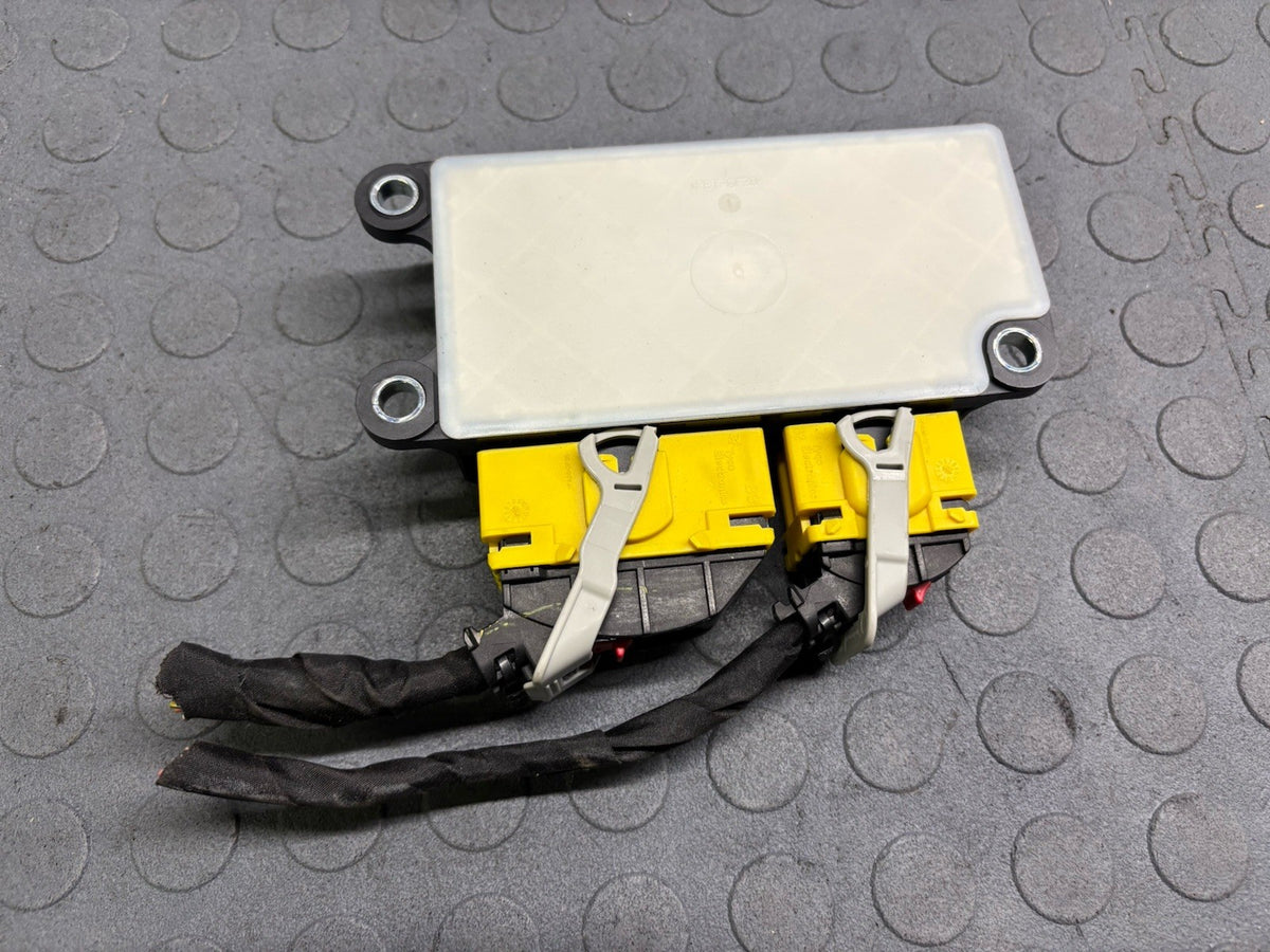 16-26 CHEVY EXPRESS GMC SAVANA CONTROL MODULE 13513517 13591967