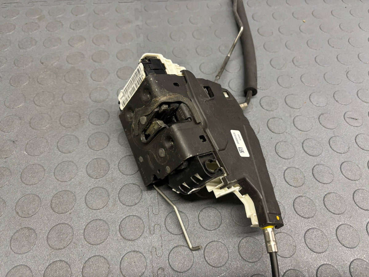 17-23 Maserati Ghibli Front Left Driver Side Door Lock Latch Actuator 670100892