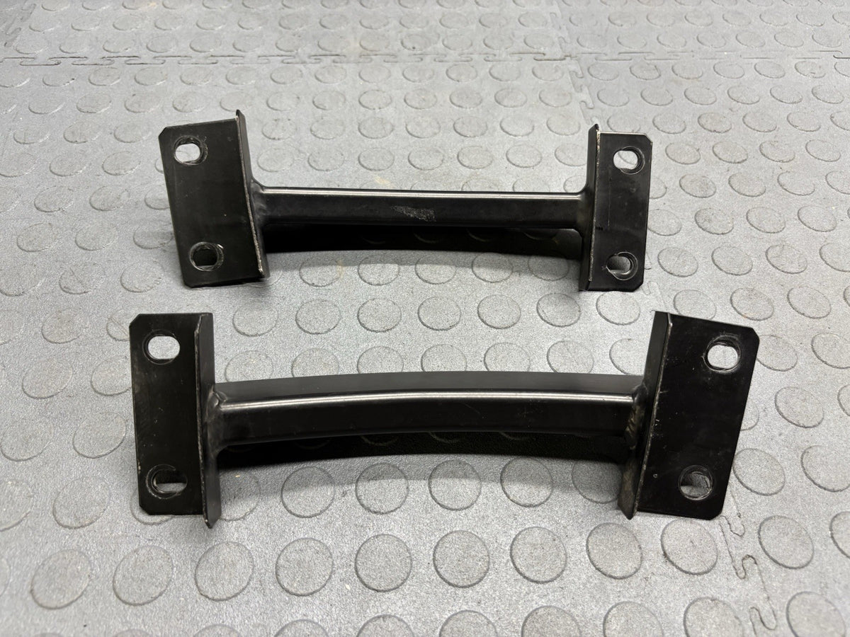 14-20 Maserati Ghibli Front Left Right Bumper Rail Reinforcement Mount Bracket