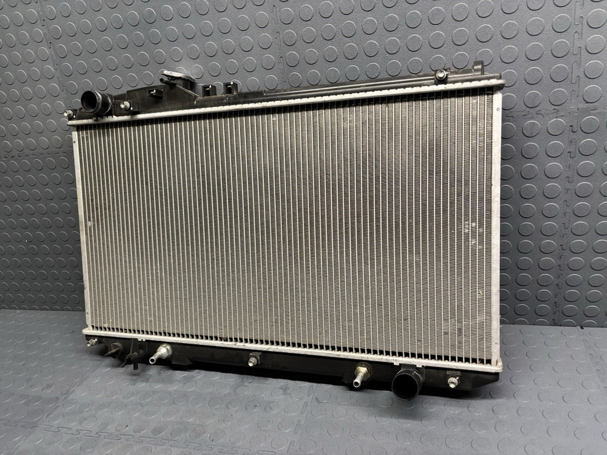 02-10 LEXUS SC430 Z40 CONVERTIBLE ENGINE COOLING RADIATOR WITH HOSES NICE