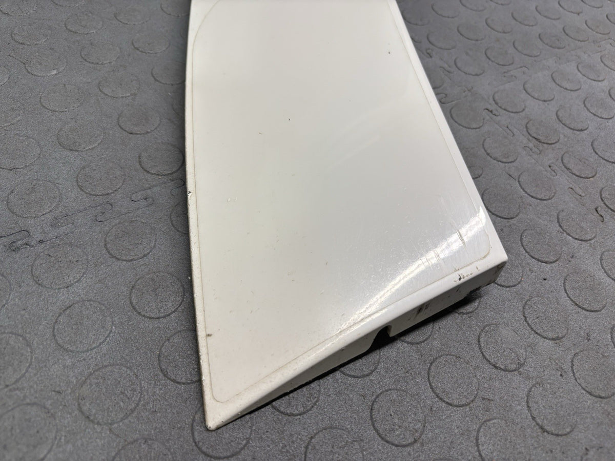 2014-2021 JEEP GRAND CHEROKEE SRT LH DRIVER SIDE REAR DOOR FLARE WHITE