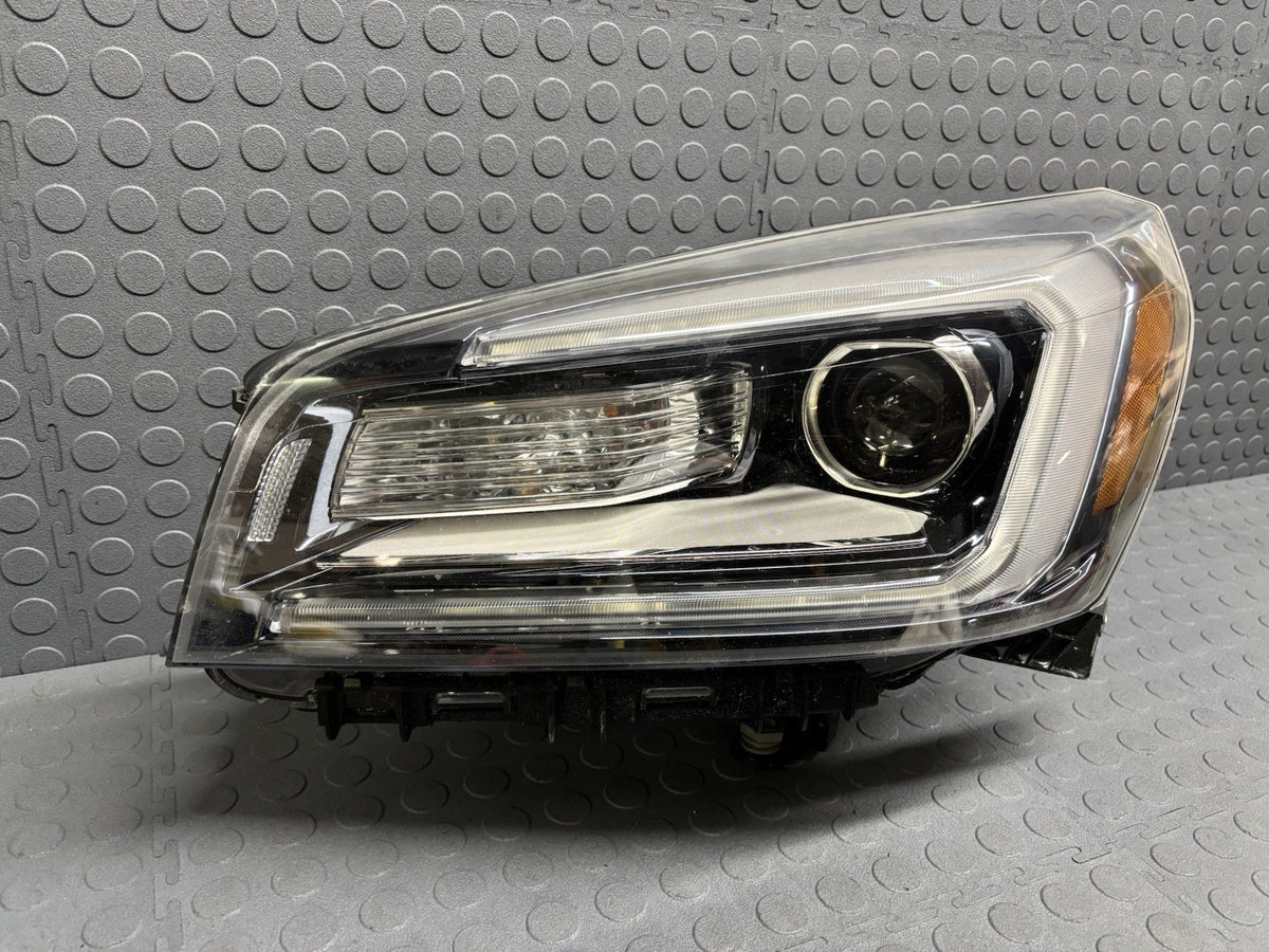 13-16 GMC ACADIA LEFT DRIVER SIDE HEADLIGHT HALOGEN HEADLAMP ALL TABS! COMPLETE!