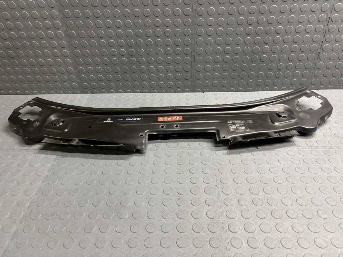 07-13 Mercedes W221 S550 Front Upper Radiator Support Bracket Bar OEM