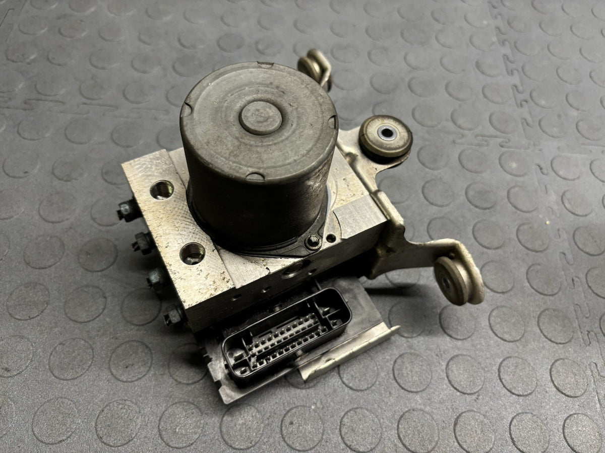 2010 - 2016 PORSCHE PANAMERA ABS ANTI LOCK BRAKE ACTUATOR PUMP OEM
