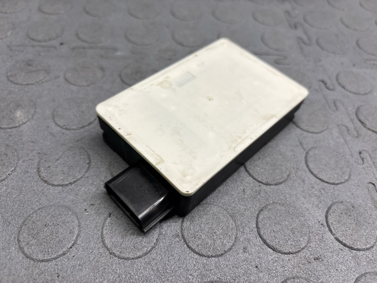 2013-2016 CADILLAC SRX CTS XTS Blind Spot Radar Sensor Module 23133812 OEM