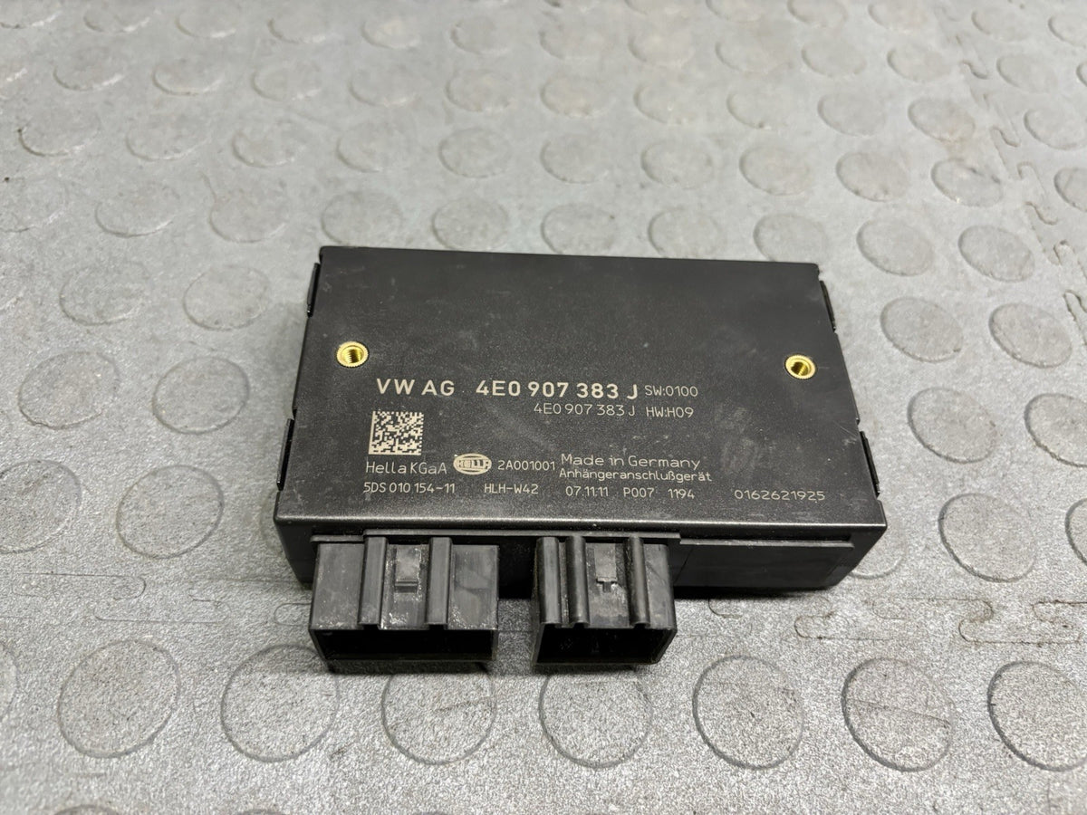 OEM Audi Q7 2007 - 2015 Trailer Tow Hitch Control Module 4E0 907 383 J
