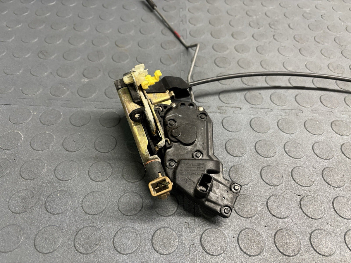 02-05 Ford Thunderbird Right Passenger Side Door Lock Latch Actuator with Handle