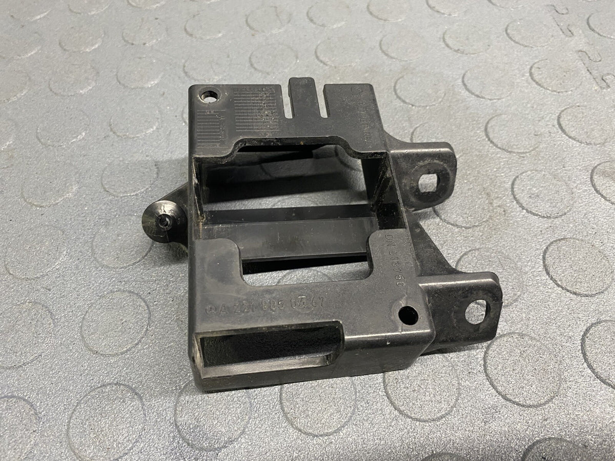 MERCEDES BENZ OEM W221 FRONT BUMPER SENSOR BRACKET 2218850467