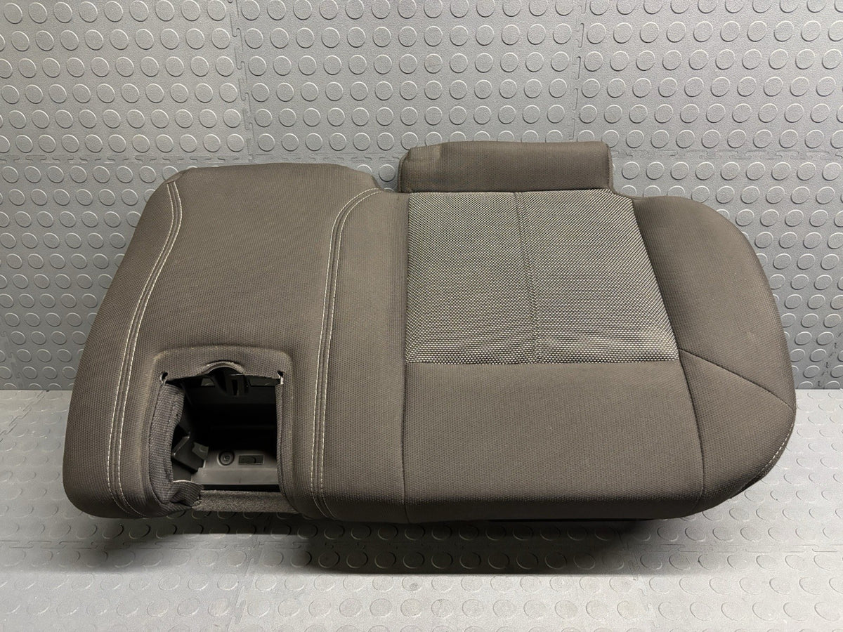 06-10 HUMMER H3 REAR LEFT SIDE DRIVER SEAT LOWER CUSHION BOTTOM BLACK CLOTH NICE