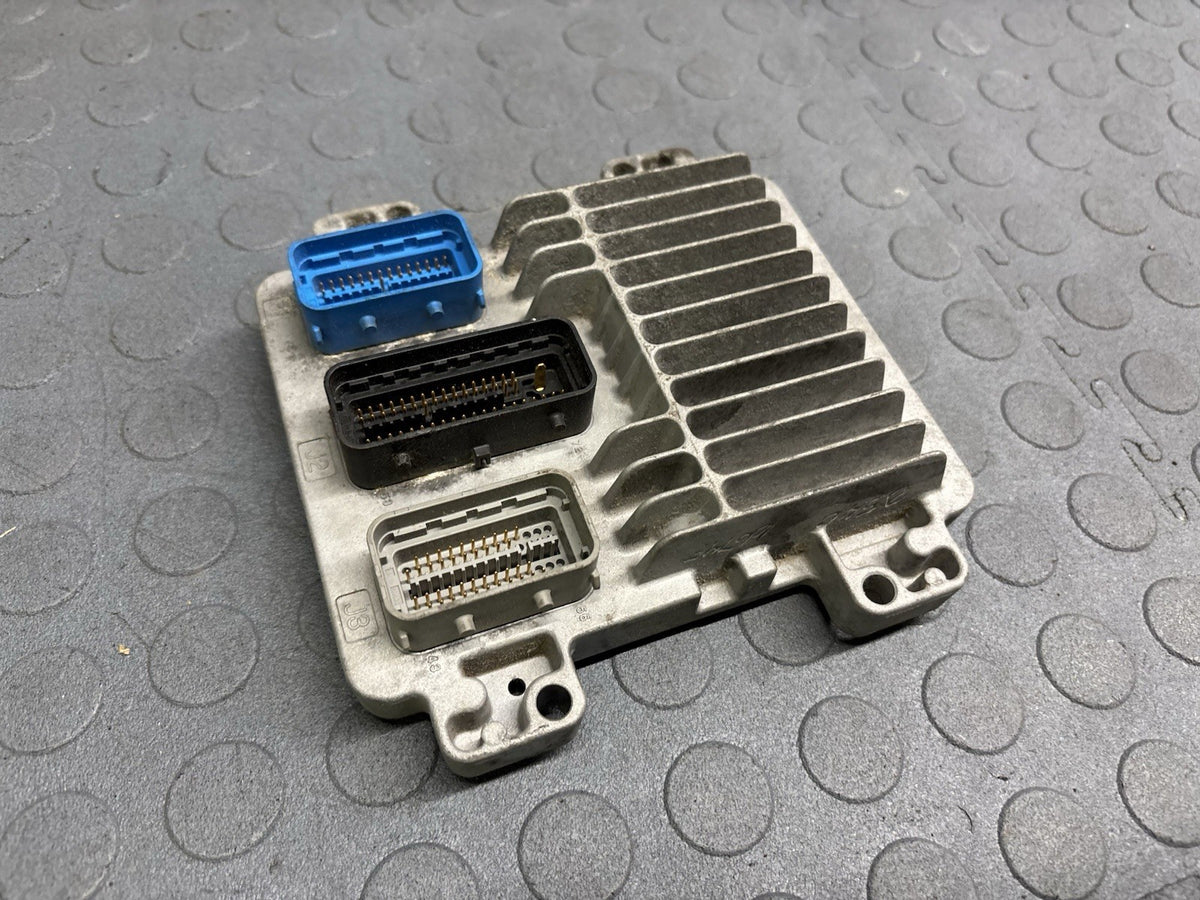 05 - 06 GM ENGINE CONTROL MODULE COMPUTER E40 ECM PCM ECU 12606493 / 12596679