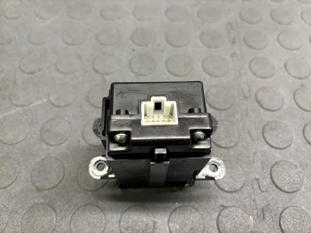 Hyundai Genesis Coupe Key Fob Ignition Switch Slot BK1 10-12 OEM 95490-2M000