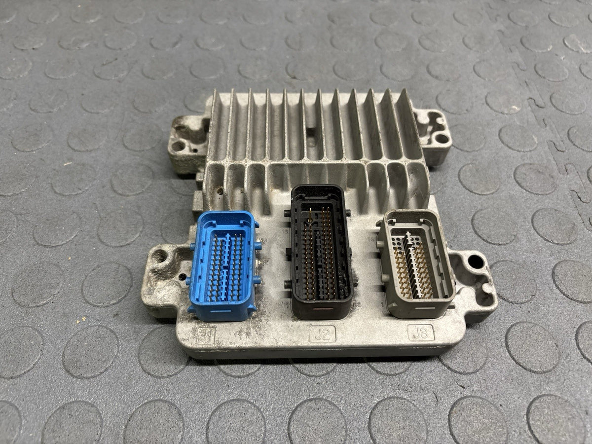 05 - 06 GM ENGINE CONTROL MODULE COMPUTER E40 ECM PCM ECU 12606493 / 12596679