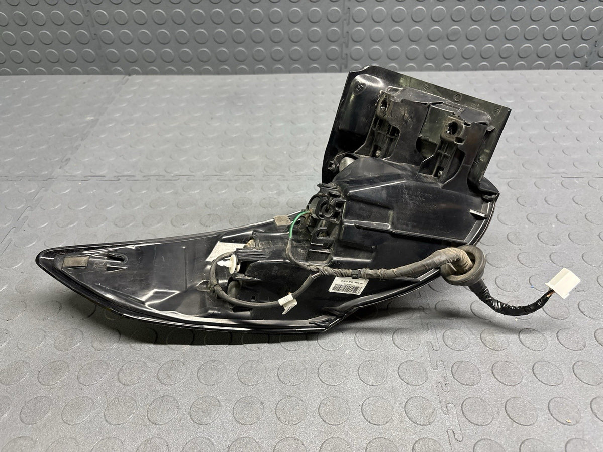 16-23 MAZDA CX-9 CX9 RIGHT PASSENGER SIDE OUTER TAILLIGHT TAIL LAMP