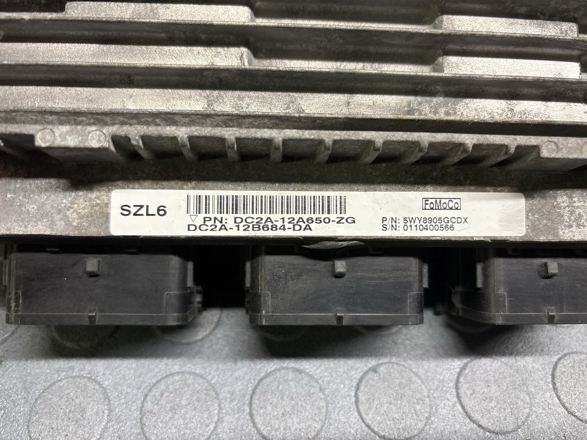 2013-2015 Ford E-350 Van 6.8L Engine Control Module ECM ECU PCM DC2A-12A650-ZG