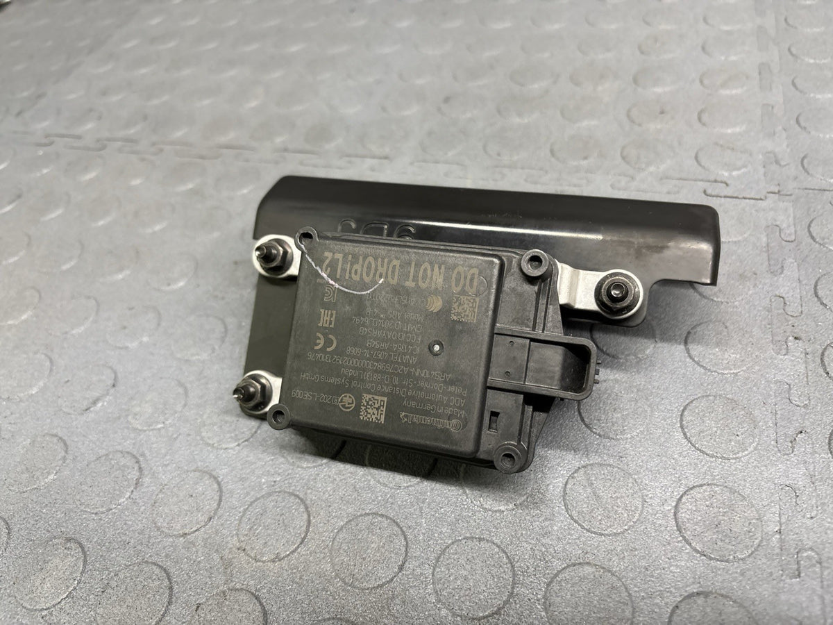Nissan Maxima Adaptive Cruise Control Radar Sensor with Bracket OE 28438-9UF9A