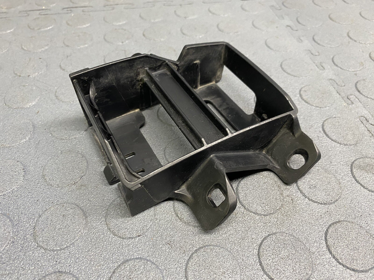 MERCEDES BENZ OEM W221 FRONT BUMPER SENSOR BRACKET 2218850467