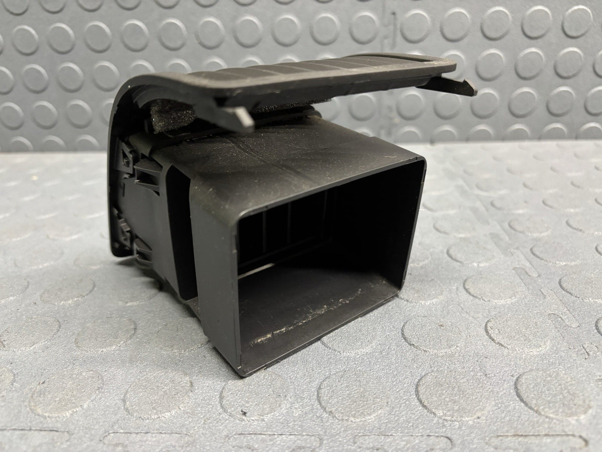 06-10 Hummer H3 Dash Air Vent Grille Left Driver Side Dashboard