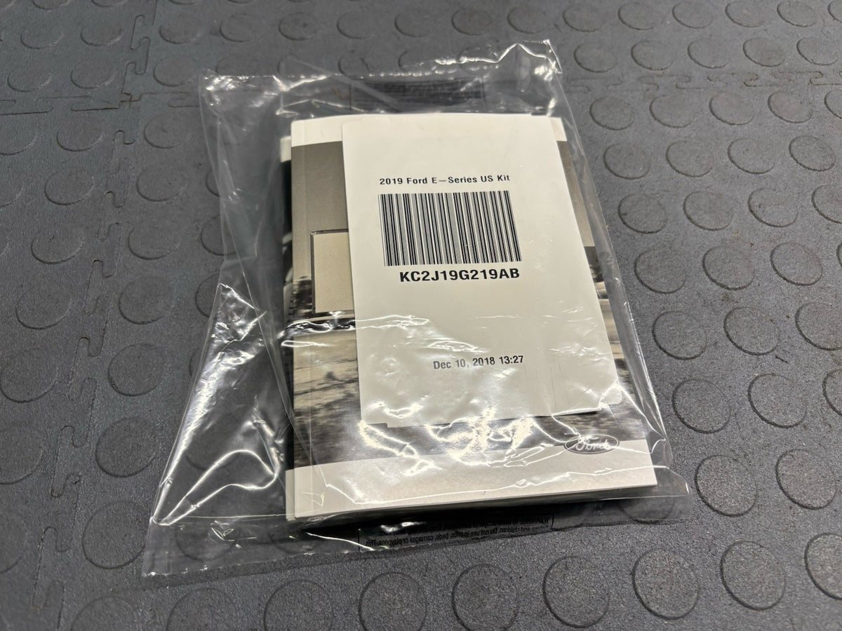 19 2019 Ford E-Series E350 E450 Super Duty Owners Manual Books