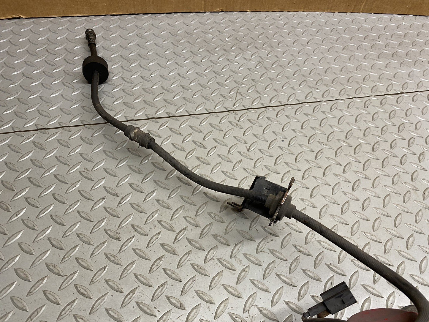 2017-2020 MASERATI LEVANTE M161 OEM LEFT FRONT BRAKE CALIPER DRIVER COMPLETE!