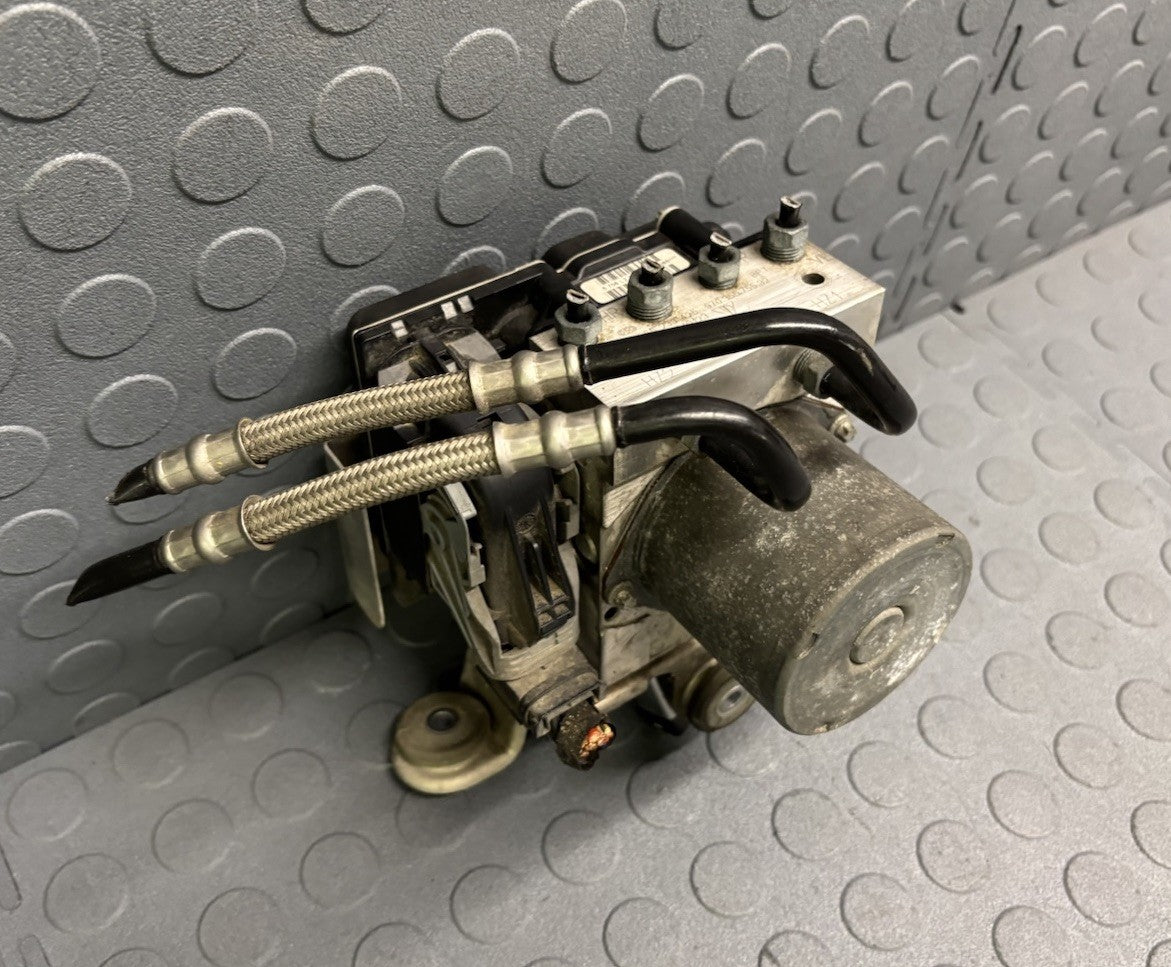 2013 PORSCHE PANAMERA Anti-Lock Brake Pump ABS Assembly 970.355.755.32