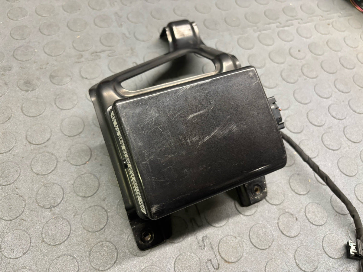 2010-2013 Mercedes W212 E350 E63 Adaptive Cruise Control Radar Sensor w Bracket