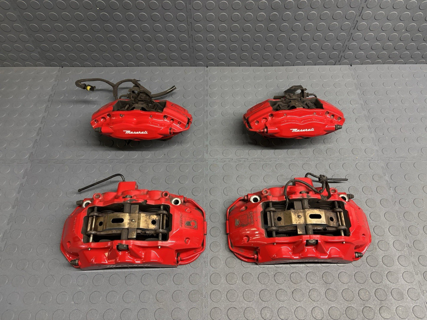 2014-2023 Maserati Quattroporte Ghibli SQ4 6 Pot Brembo Brake Caliper Set Red