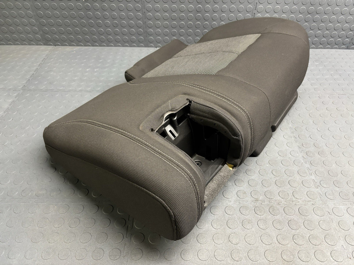 06-10 HUMMER H3 REAR LEFT SIDE DRIVER SEAT LOWER CUSHION BOTTOM BLACK CLOTH NICE