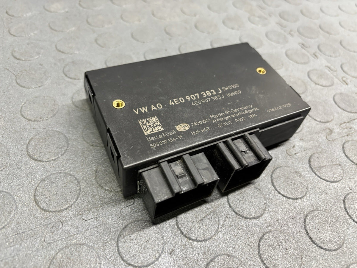 OEM Audi Q7 2007 - 2015 Trailer Tow Hitch Control Module 4E0 907 383 J