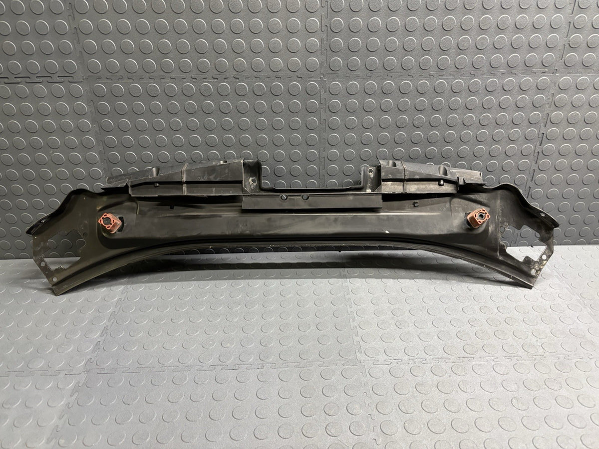 07-13 Mercedes W221 S550 Front Upper Radiator Support Bracket Bar OEM