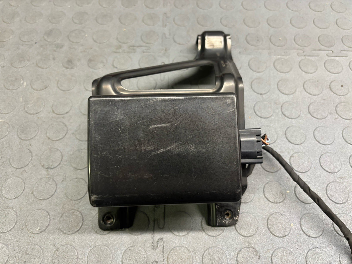 2010-2013 Mercedes W212 E350 E63 Adaptive Cruise Control Radar Sensor w Bracket
