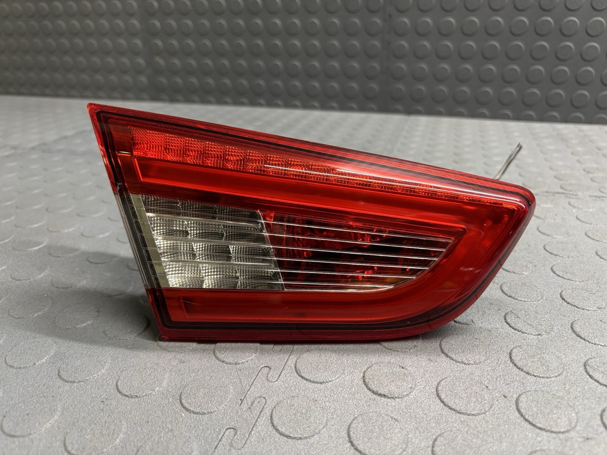 14-19 MASERATI GHIBLI REAR LEFT DRIVER SIDE INNER TAILLIGHT LIGHT LAMP