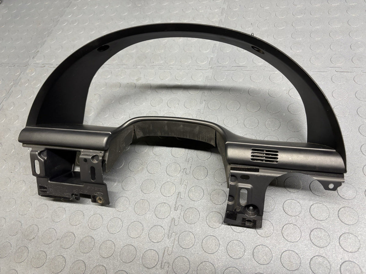 02-05 Ford Thunderbird Instrument Cluster Speedometer Bezel Trim Surround