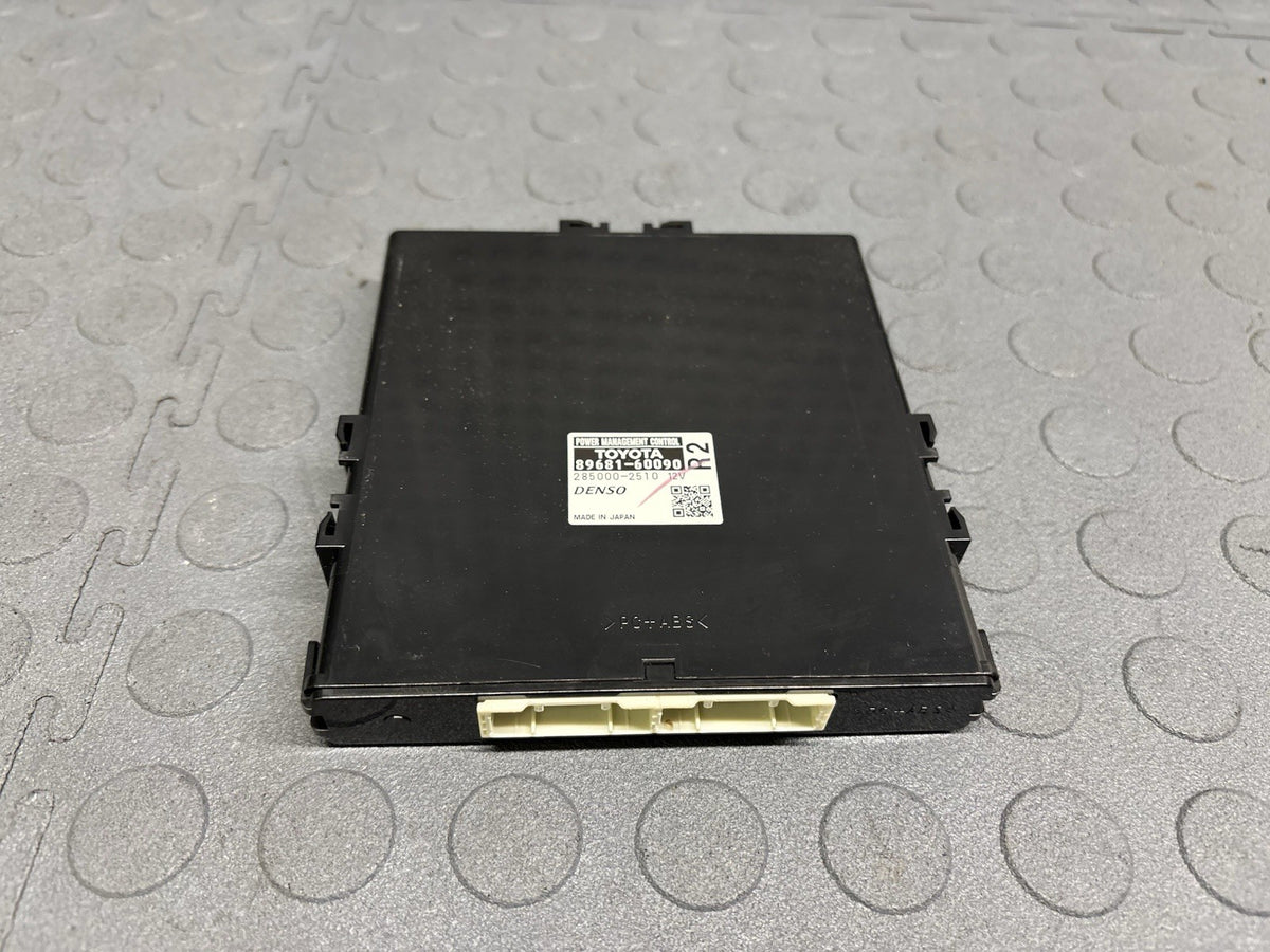 2013 - 2019 LEXUS GX460 POWER MANAGEMENT CONTROL MODULE UNIT OEM 89681-60090