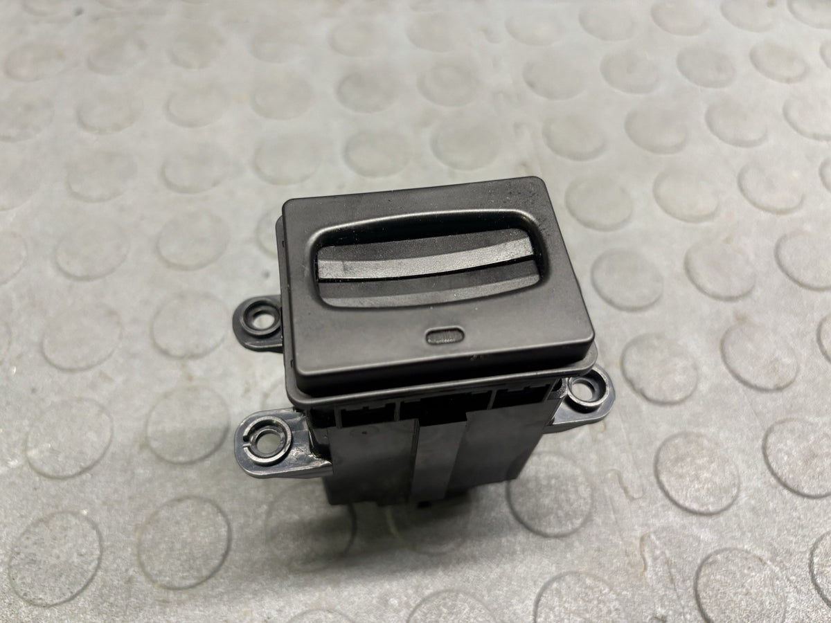 Hyundai Genesis Coupe Key Fob Ignition Switch Slot BK1 10-12 OEM 95490-2M000