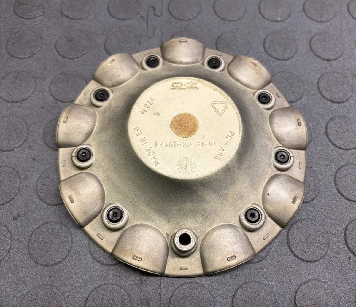 98-05 Lexus GS300 GS400 GS430 OZ 18" Wheel Hub Center Cap Cover RARE