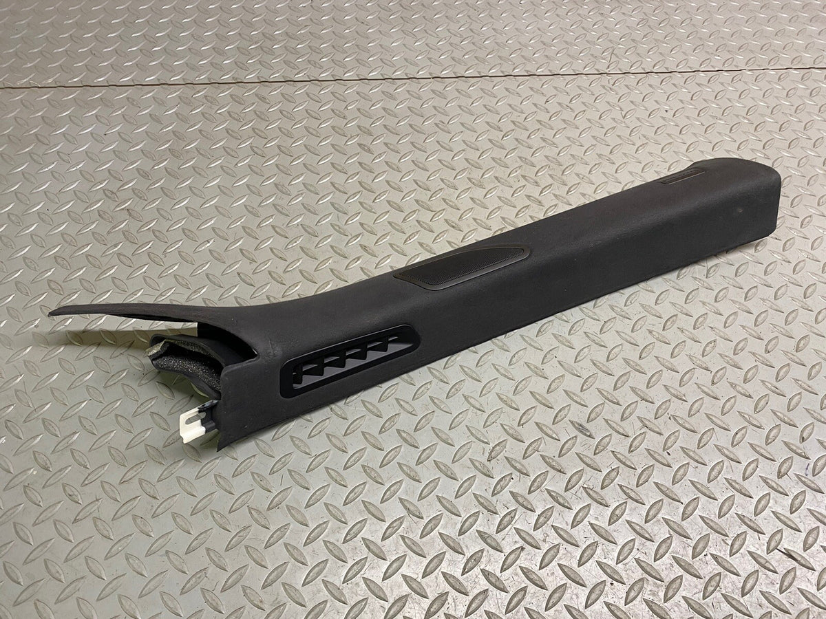 2017-2023 MASERATI LEVANTE M161 FRONT RIGHT WINDSHIELD A PILLAR TRIM COVER PANEL