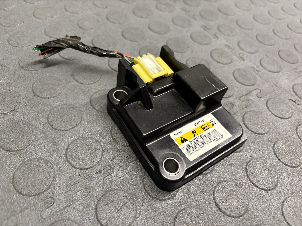 2008-2015 Chevy Express GMC Savana Vehicle Sensor Module 25845266