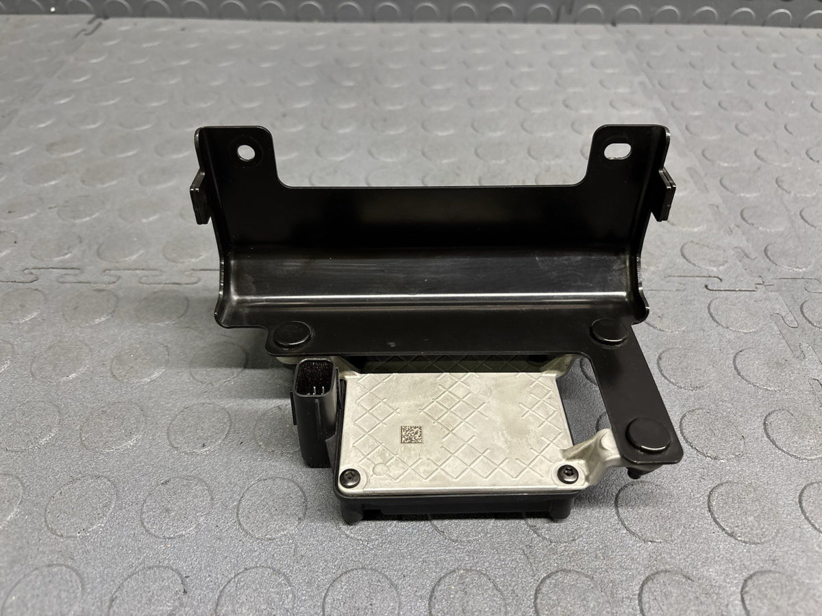 Nissan Maxima Adaptive Cruise Control Radar Sensor with Bracket OE 28438-9UF9A