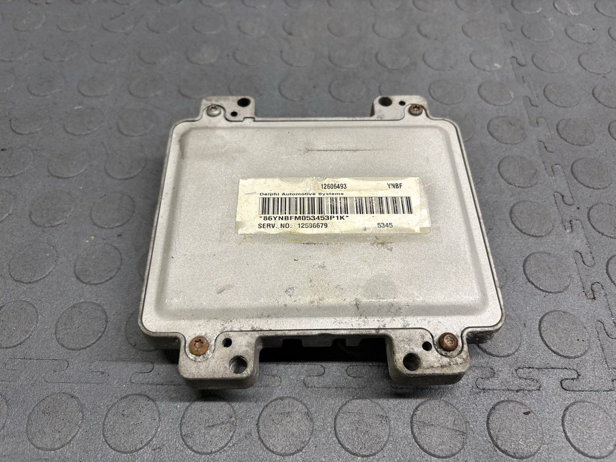 05 - 06 GM ENGINE CONTROL MODULE COMPUTER E40 ECM PCM ECU 12606493 / 12596679