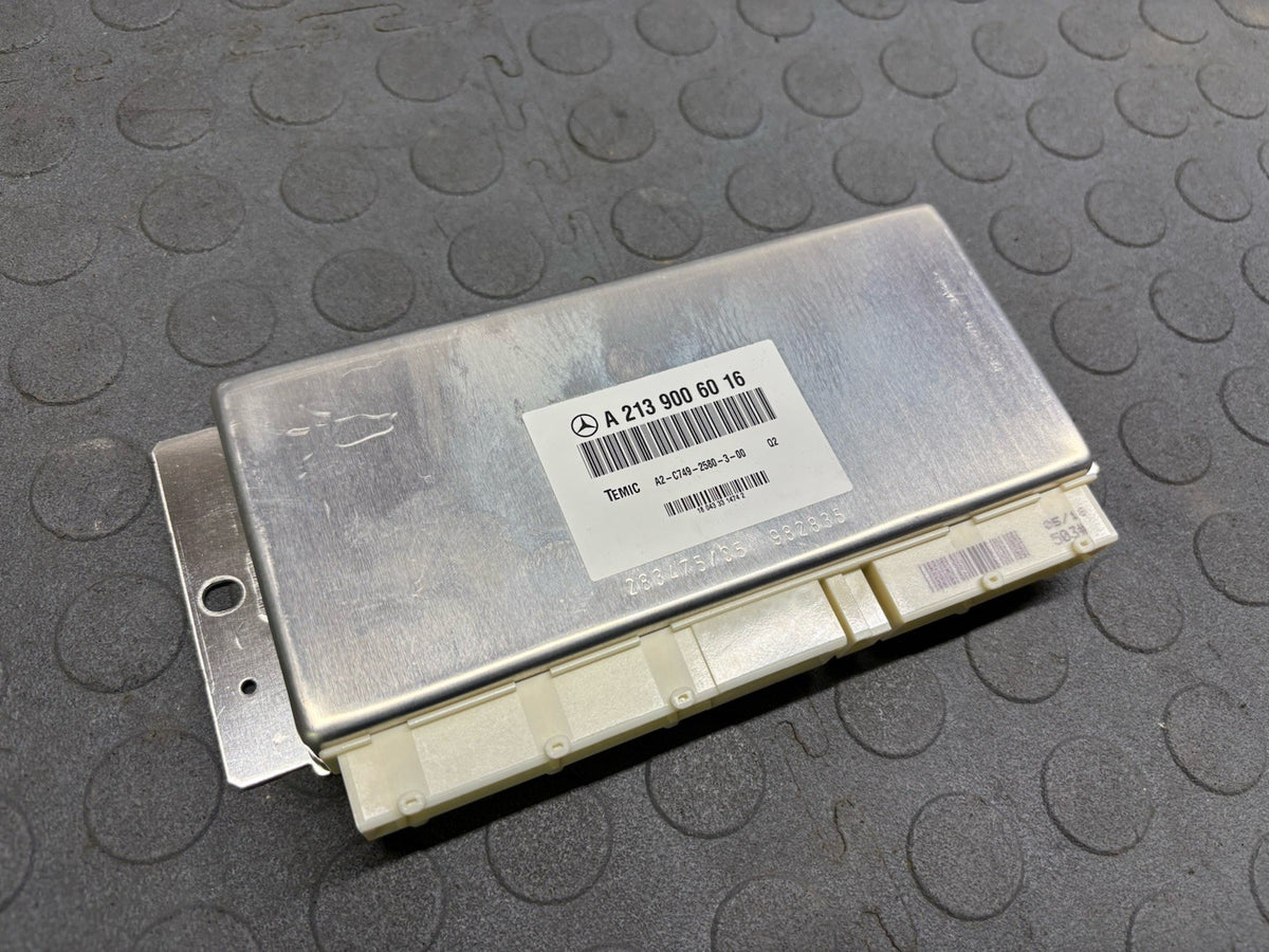 Air Suspension Control Module A2139006016 MERCEDES E63 AMG