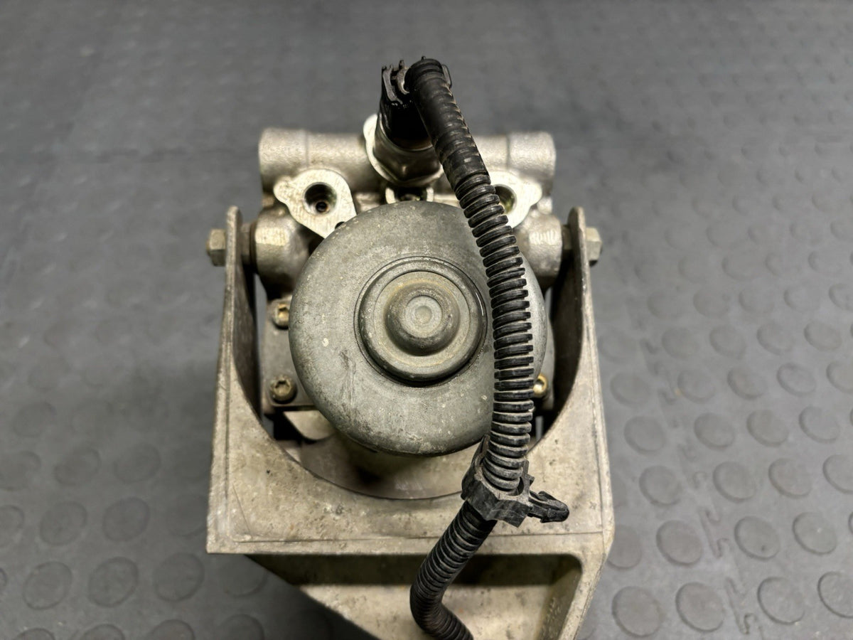 2005-08 C6 Corvette Cadillac XLR ABS Anti-Lock Brake System Pump 10353221