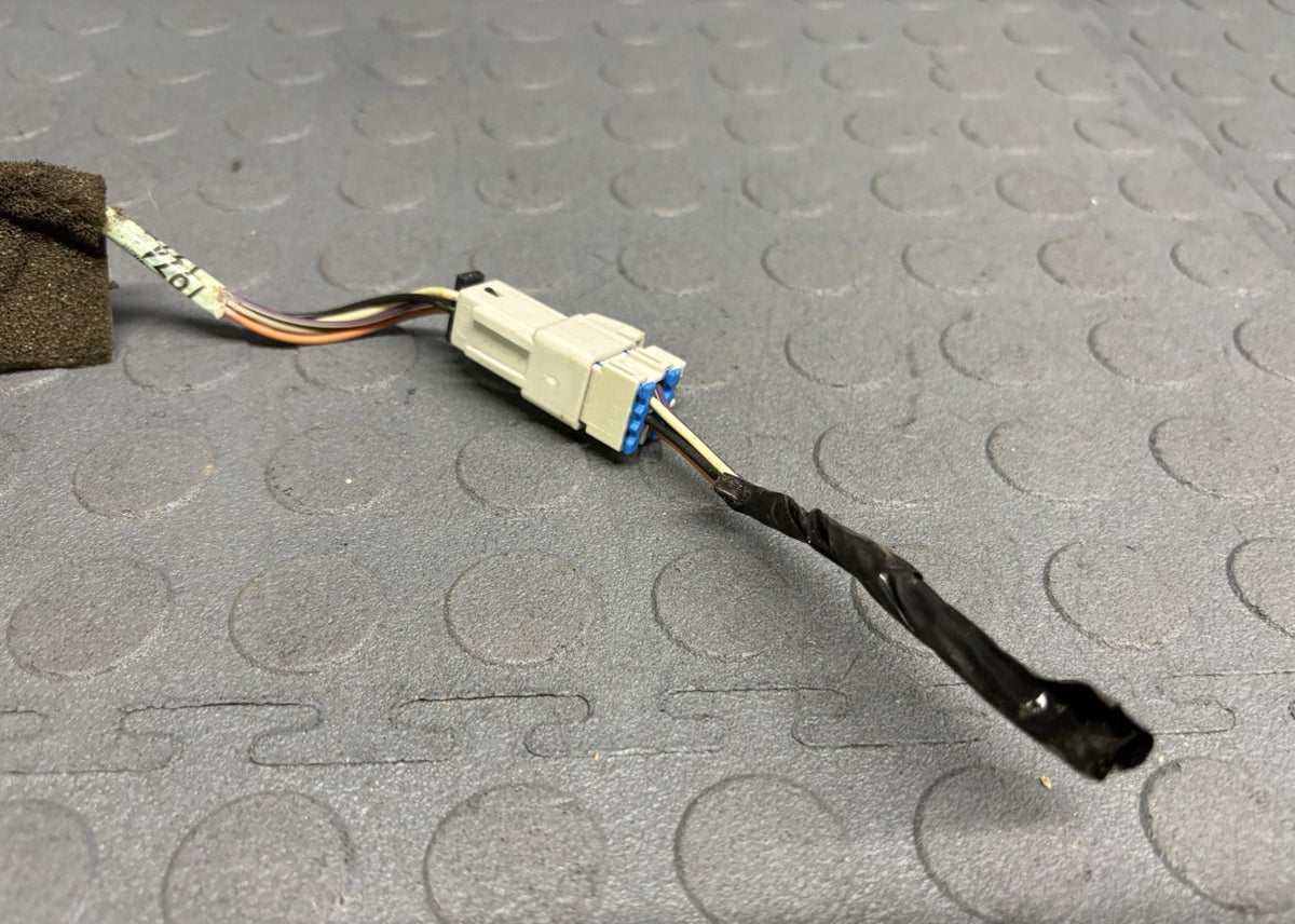 99-06 Silverado 2500HD AUX Auxiliary Marker Light Roof Cab Switch WITH HARNESS!